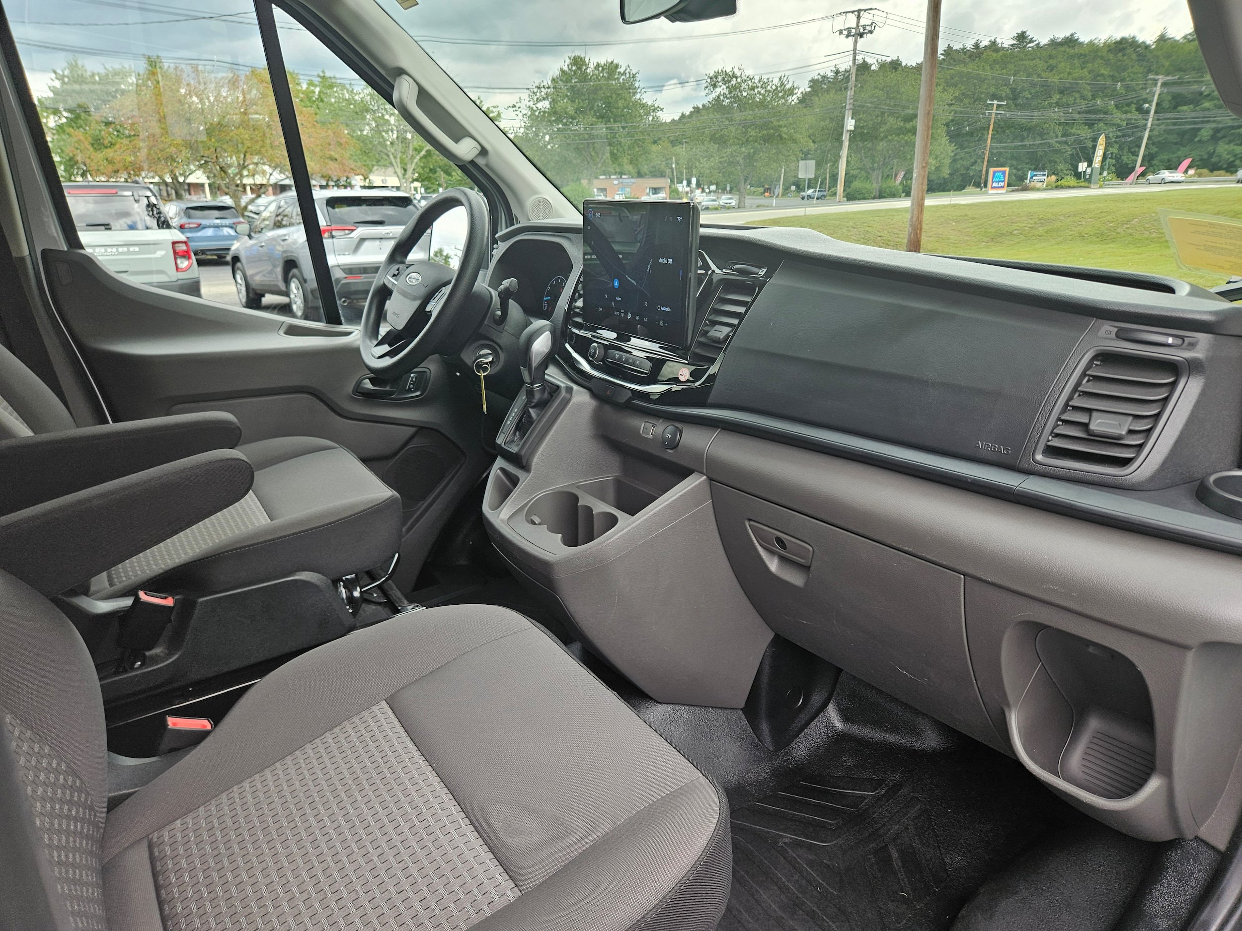 Certified 2025 Ford Transit 350 XLT RWD image 10