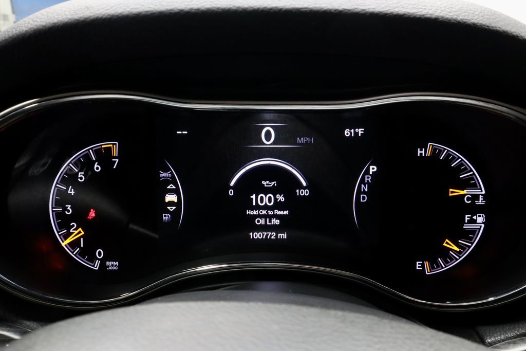 Used 2020 Jeep Grand Cherokee Altitude image 29