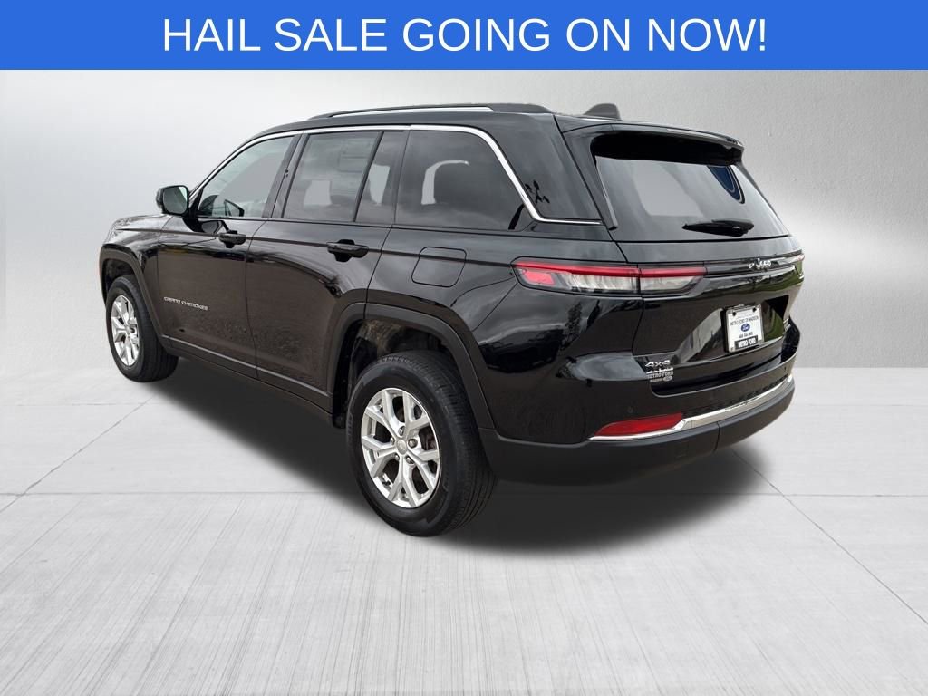 Used 2023 Jeep Grand Cherokee Limited AWD/4WD image 6