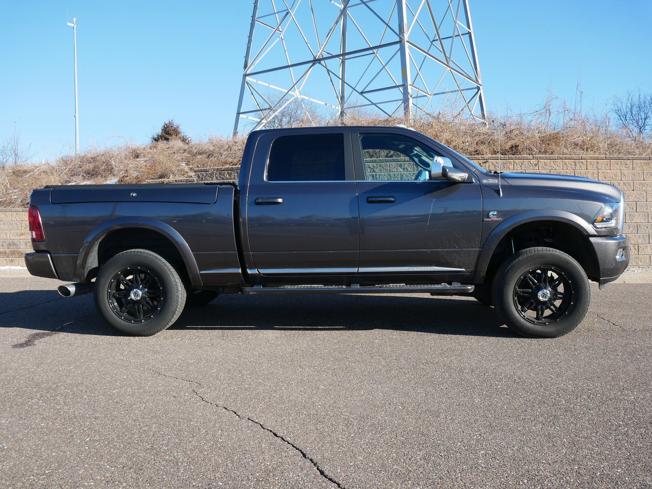 Used 2018 RAM 2500 Limited image 5