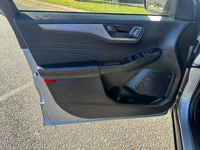 Certified 2024 Ford Escape Active FWD image 10