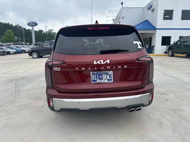 Used 2023 Kia Telluride EX w/ EX Captain's Chair Package FWD image 15