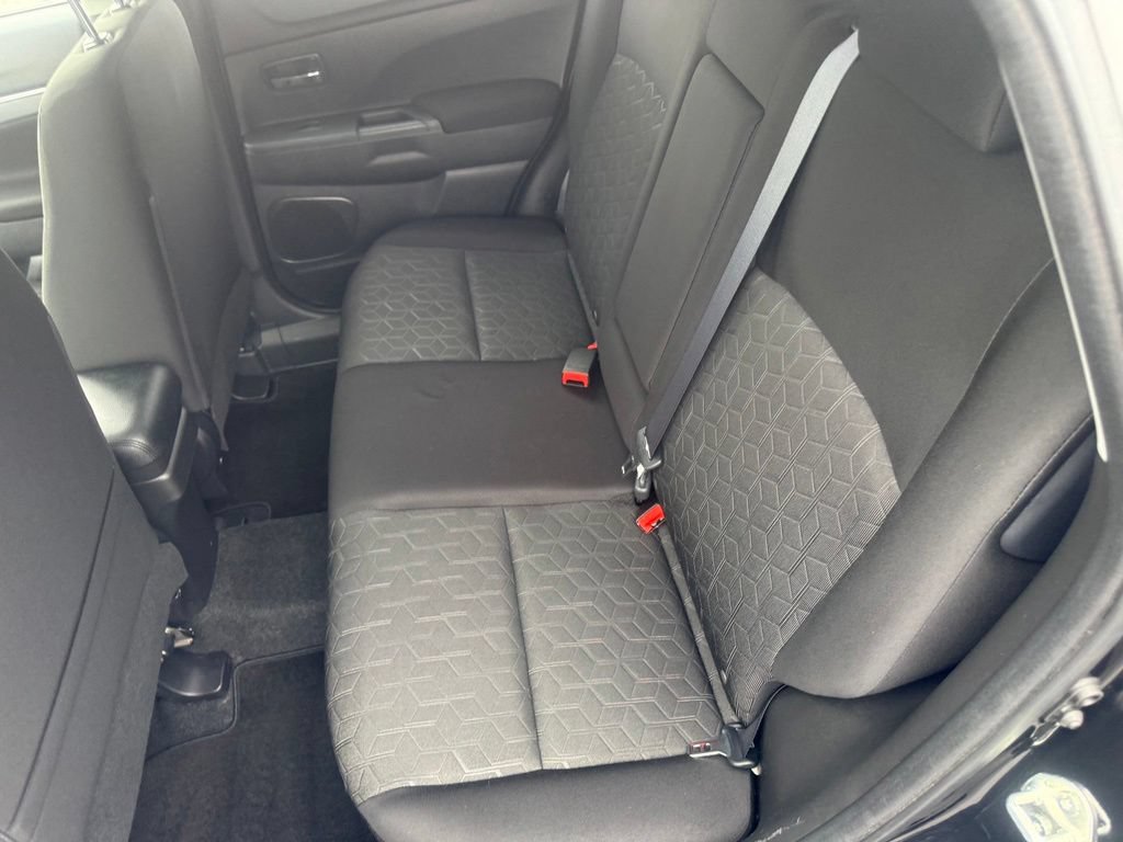 Used 2021 Mitsubishi Outlander Sport LE AWD/4WD image 34