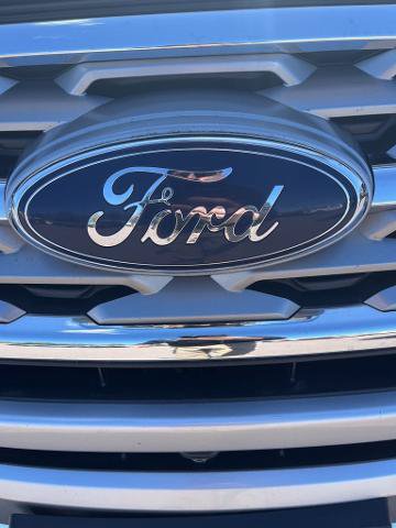 Certified 2019 Ford Explorer Limited w/ Class III Trailer Tow Package AWD/4WD image 4