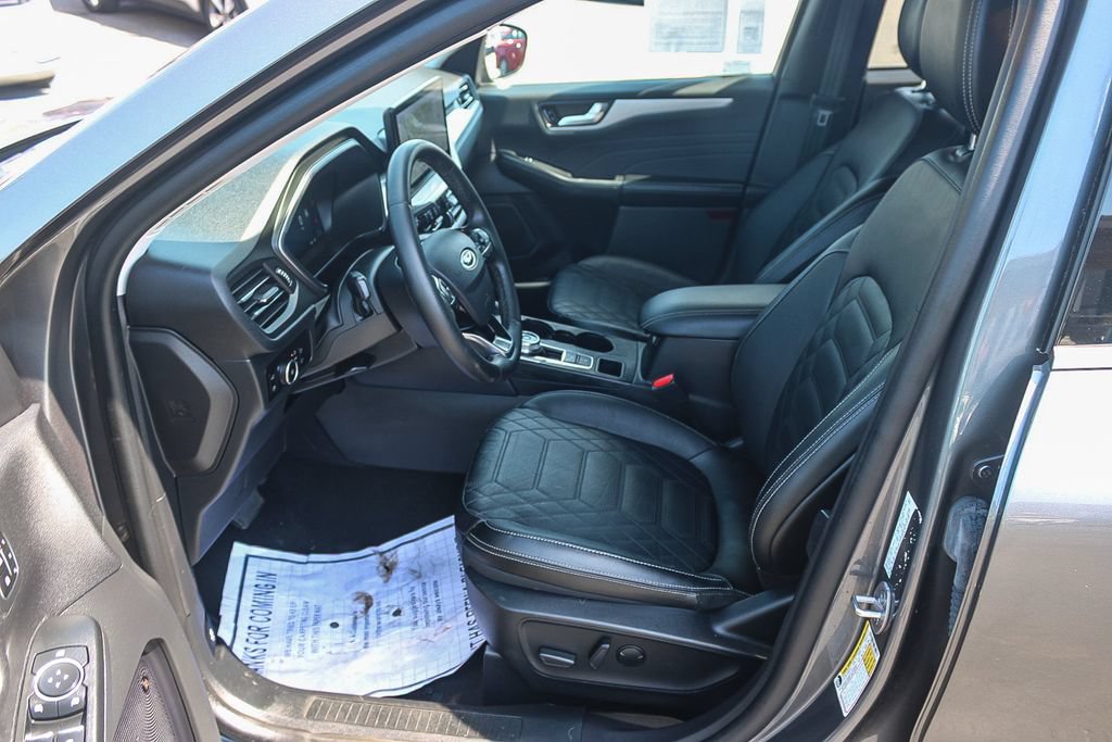 Certified 2023 Ford Escape Platinum w/ Premium Technology Package FWD image 21