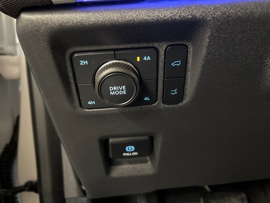 Certified 2025 Ford Expedition Max Platinum w/ Stealth Performance Package image 27