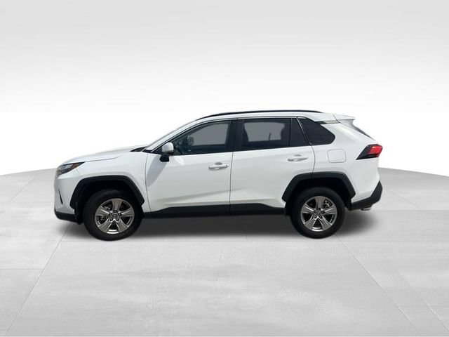Used 2025 Toyota RAV4 XLE FWD image 3