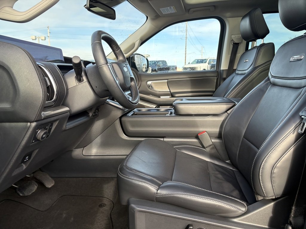 Certified 2025 Ford Expedition Max Platinum image 37
