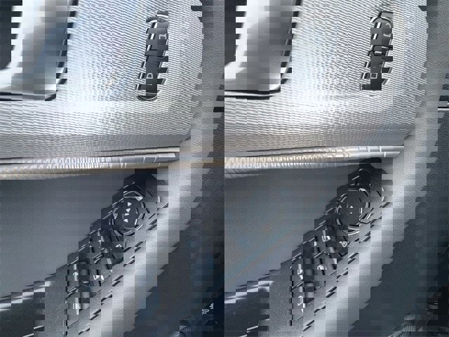 Certified 2025 Ford Explorer Active image 13