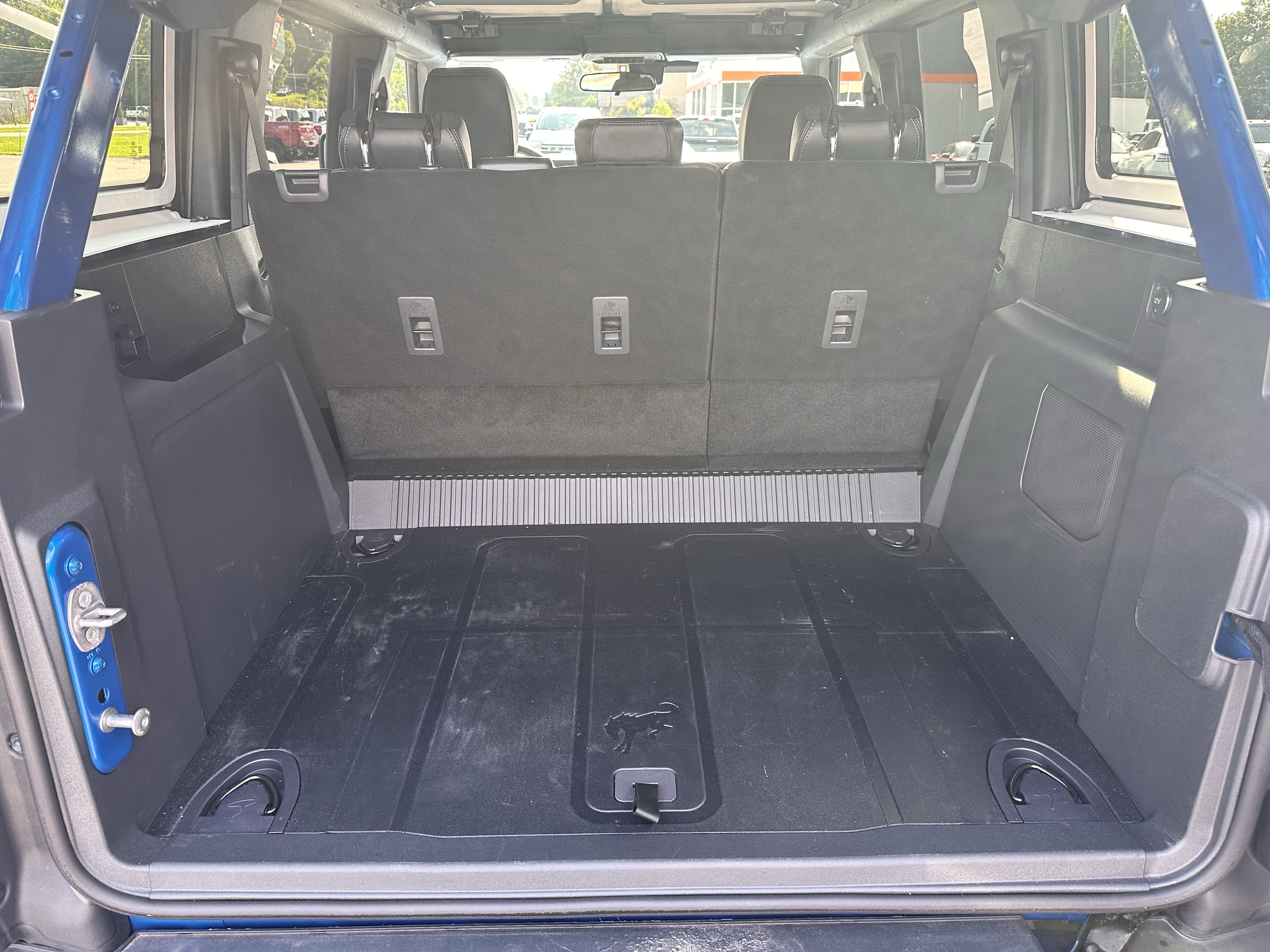 Certified 2025 Ford Bronco Badlands w/ Sasquatch Package AWD/4WD image 17