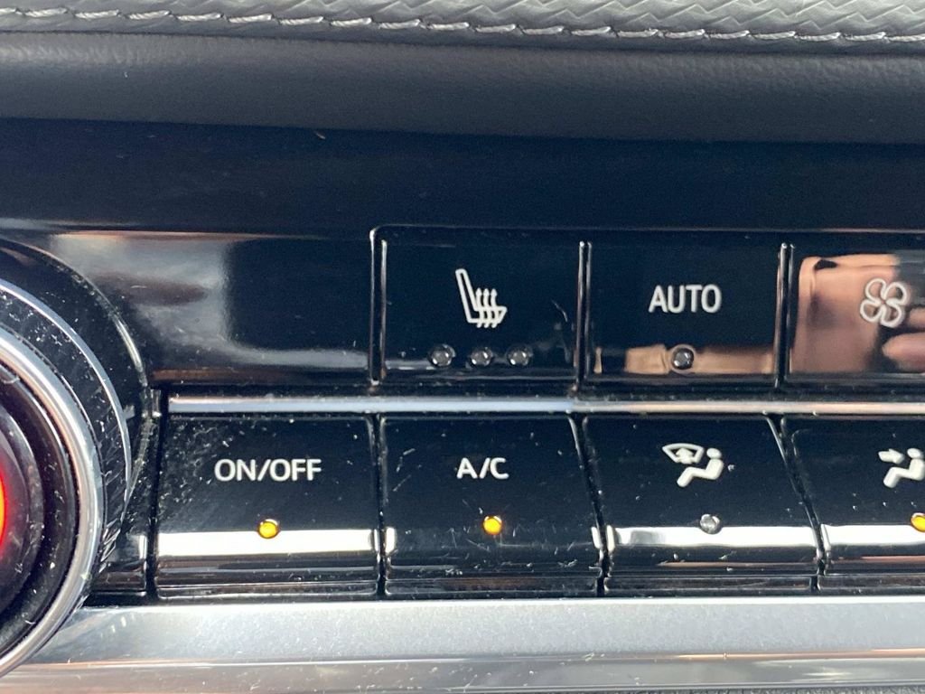 Used 2025 Chevrolet Equinox LT w/ Convenience Package II FWD image 25