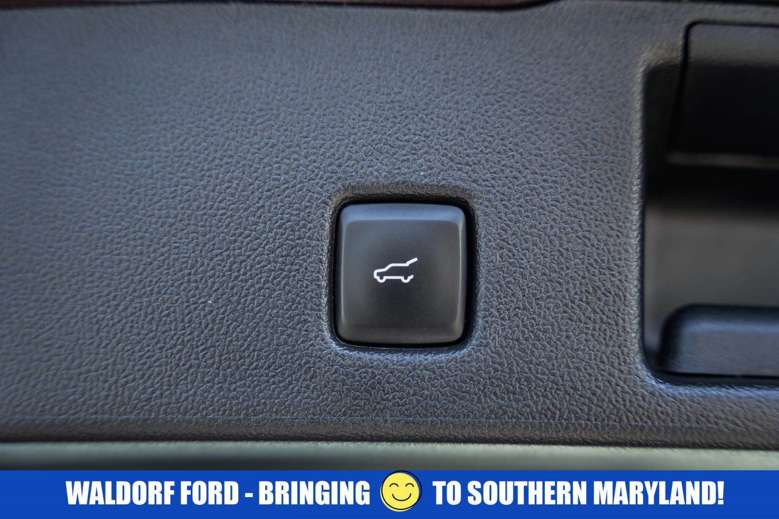 Certified 2023 Ford Escape ST-Line w/ Tech Pack #1 image 10