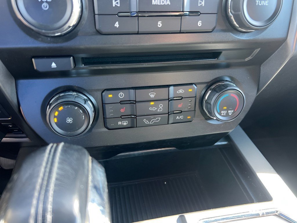 Certified 2018 Ford F150 XLT w/ Equipment Group 302A Luxury AWD/4WD image 26