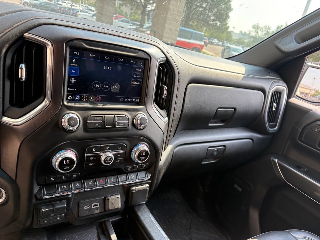 Used 2020 GMC Sierra 1500 AT4 w/ AT4 Premium Package AWD/4WD image 23