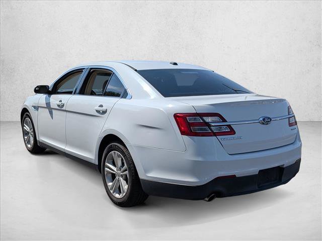 Certified 2017 Ford Taurus SE FWD image 8