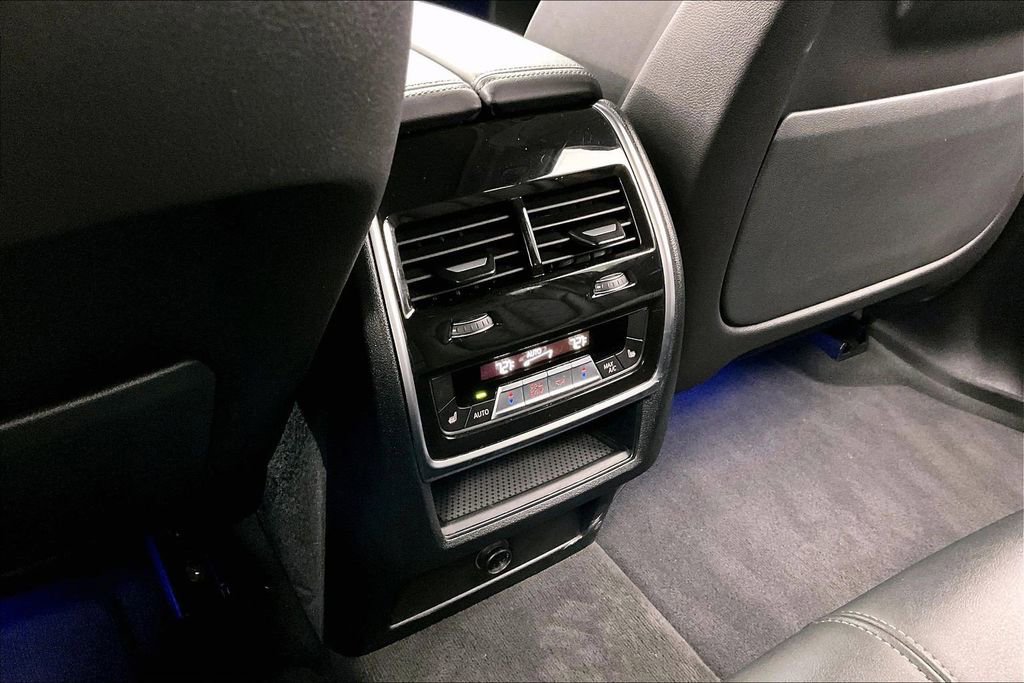 Used 2023 BMW X5 xDrive40i AWD/4WD image 33