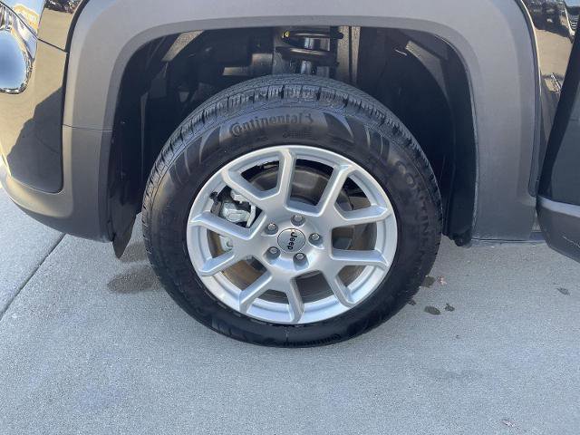 Used 2023 Jeep Renegade Latitude image 10