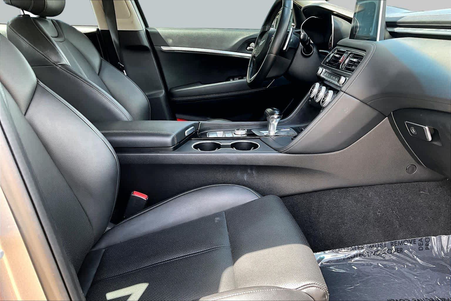 Used 2020 Genesis G70 2.0T RWD image 8