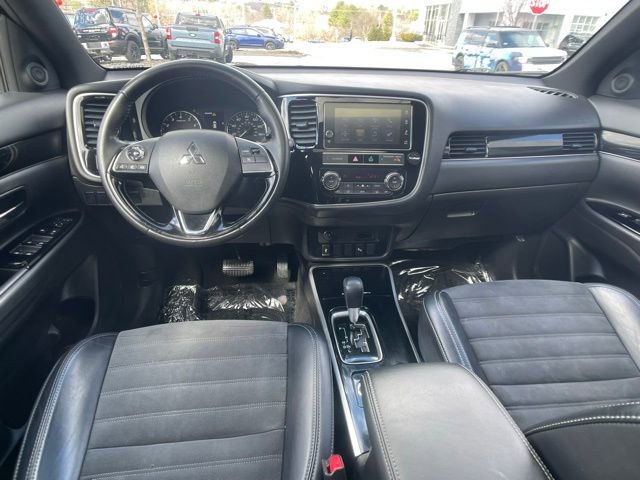 Used 2019 Mitsubishi Outlander LE image 17