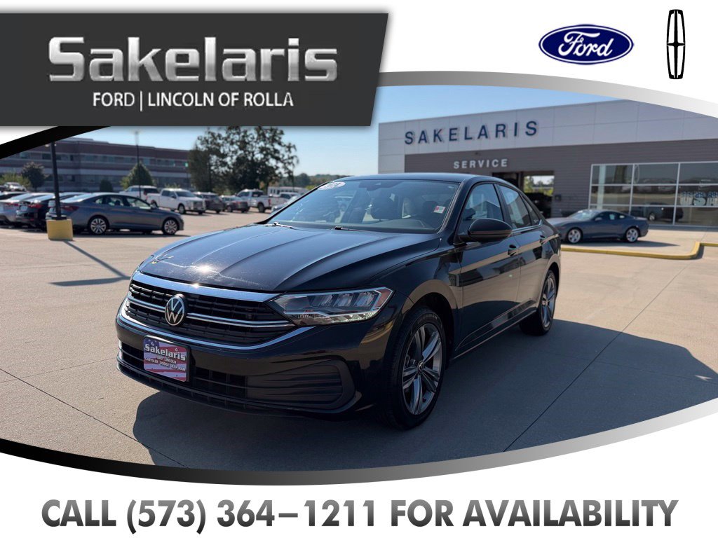 Used 2024 Volkswagen Jetta SE FWD image 1