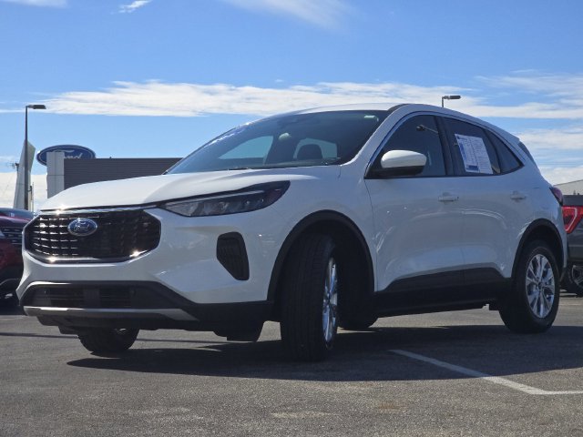 Certified 2023 Ford Escape Active w/ Tech Pack #2 FWD image 12