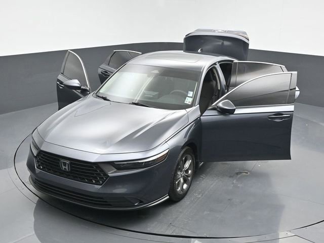 Used 2023 Honda Accord EX image 26