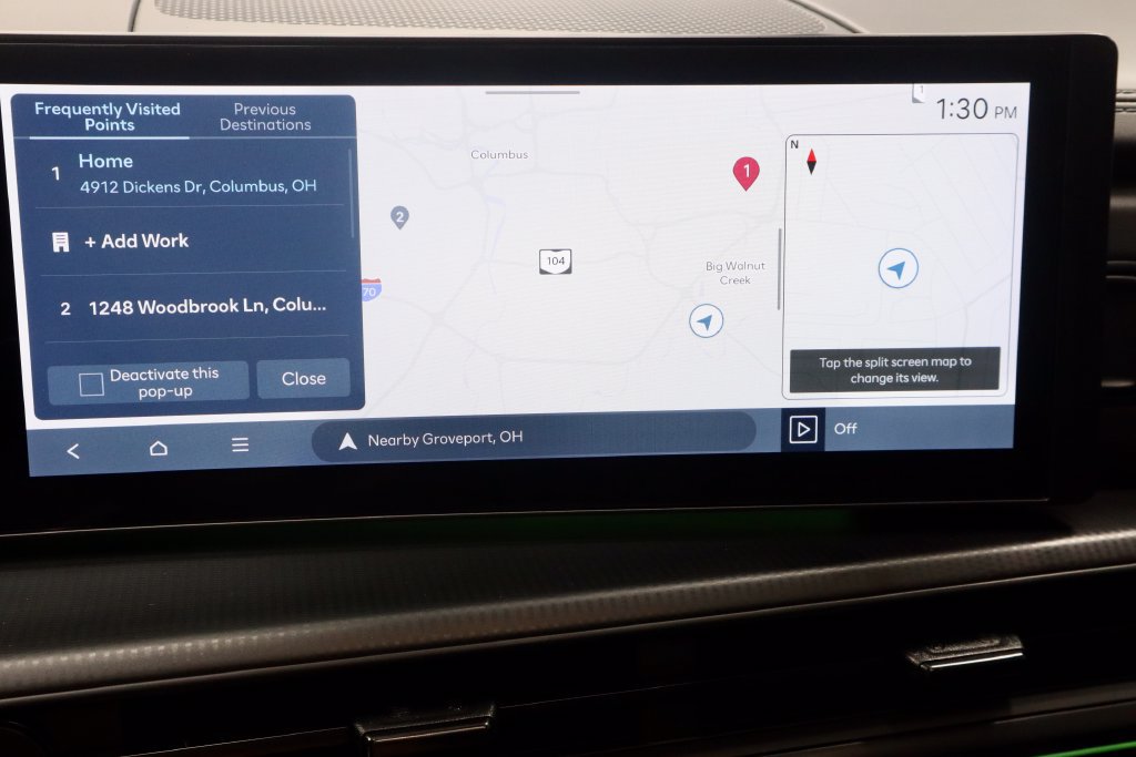 Used 2025 Hyundai Santa Fe Calligraphy AWD/4WD image 3