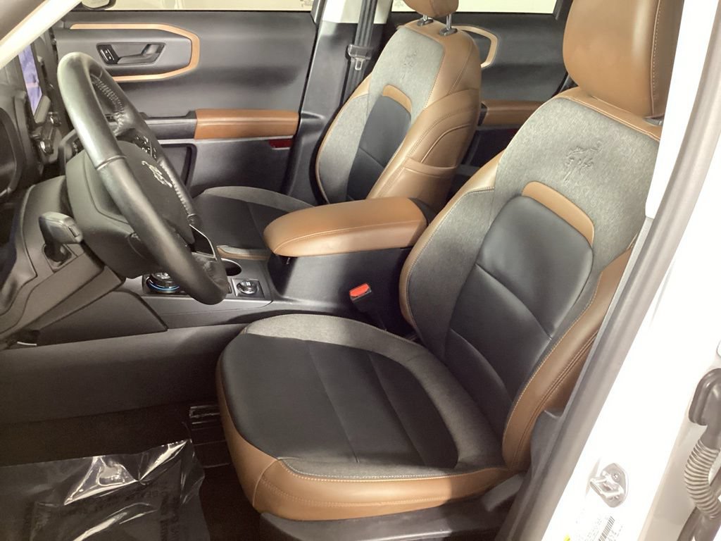 Certified 2023 Ford Bronco Sport Outer Banks w/ Tech Package AWD/4WD image 11