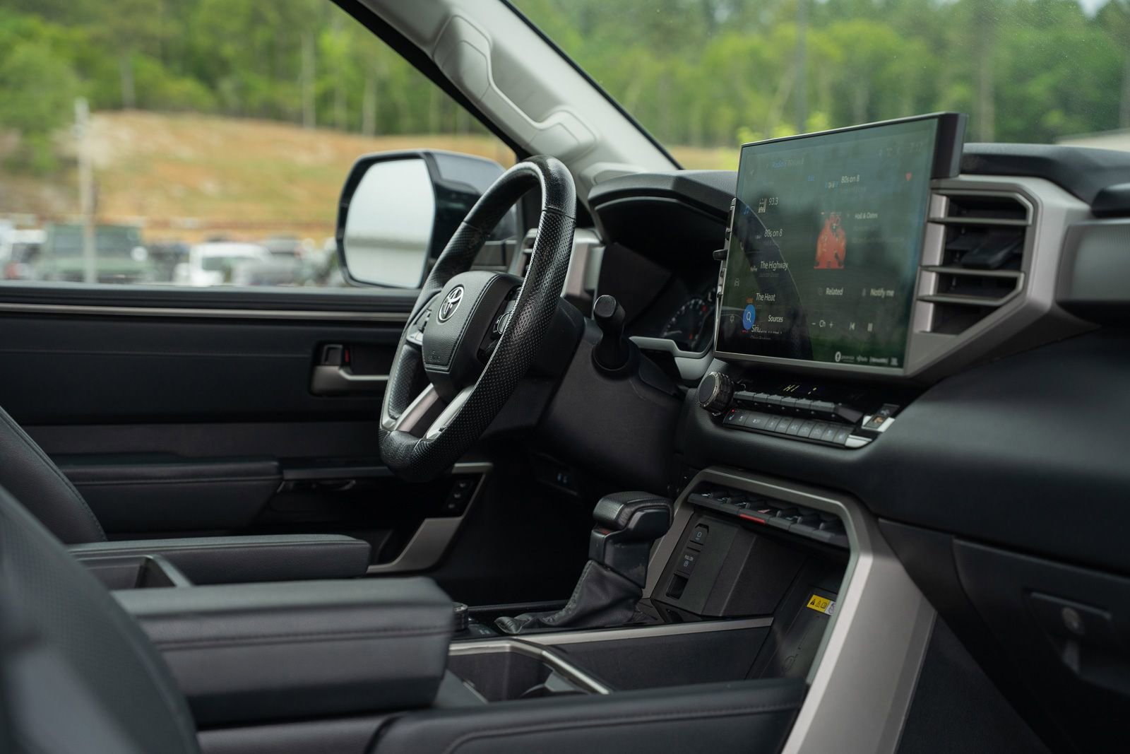 Used 2022 Toyota Tundra Limited w/ TRD Off-Road Package AWD/4WD image 21