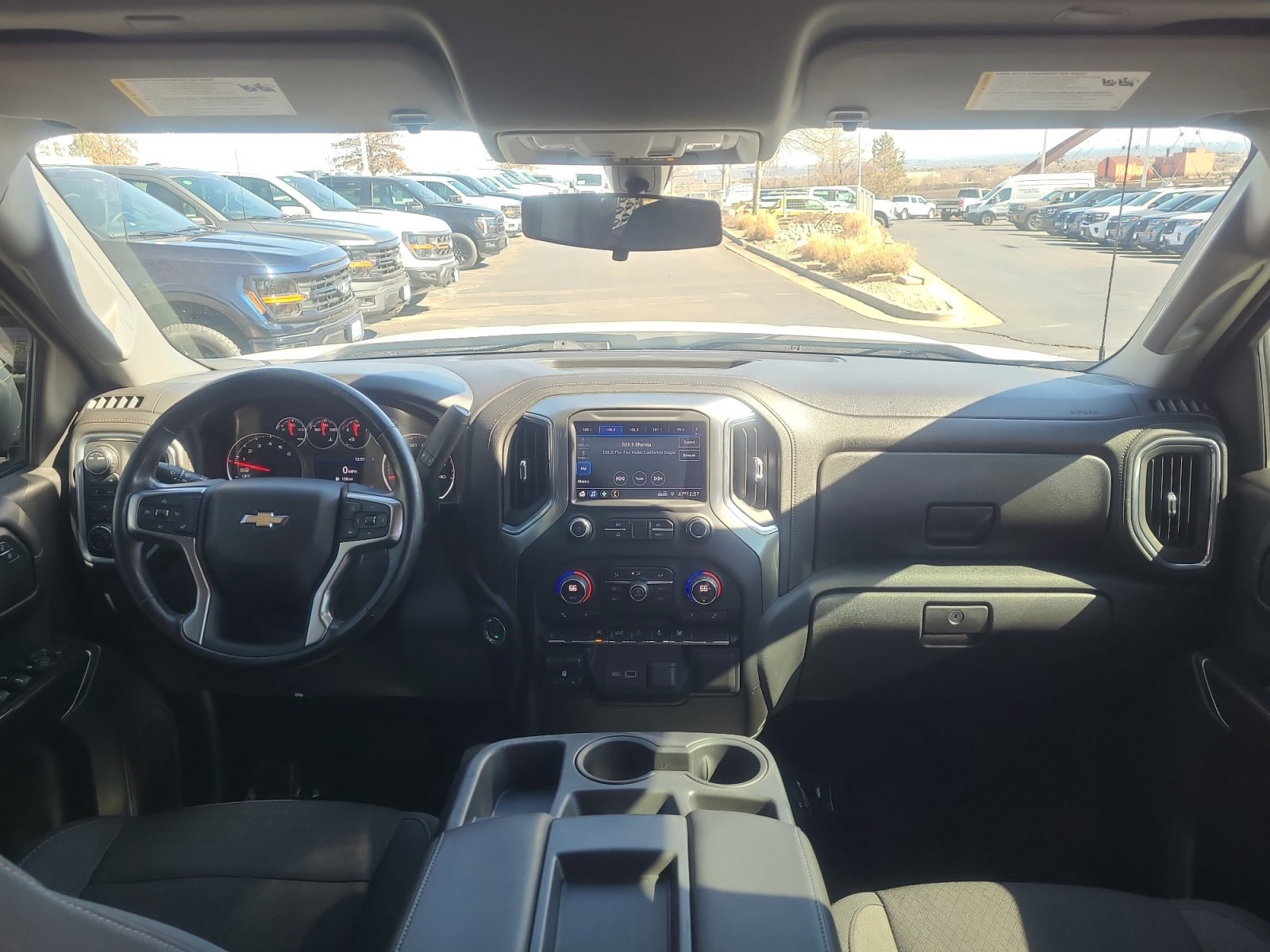 Used 2020 Chevrolet Silverado 1500 LT w/ Convenience Package image 20