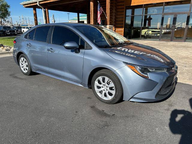 Used 2021 Toyota Corolla LE FWD image 2
