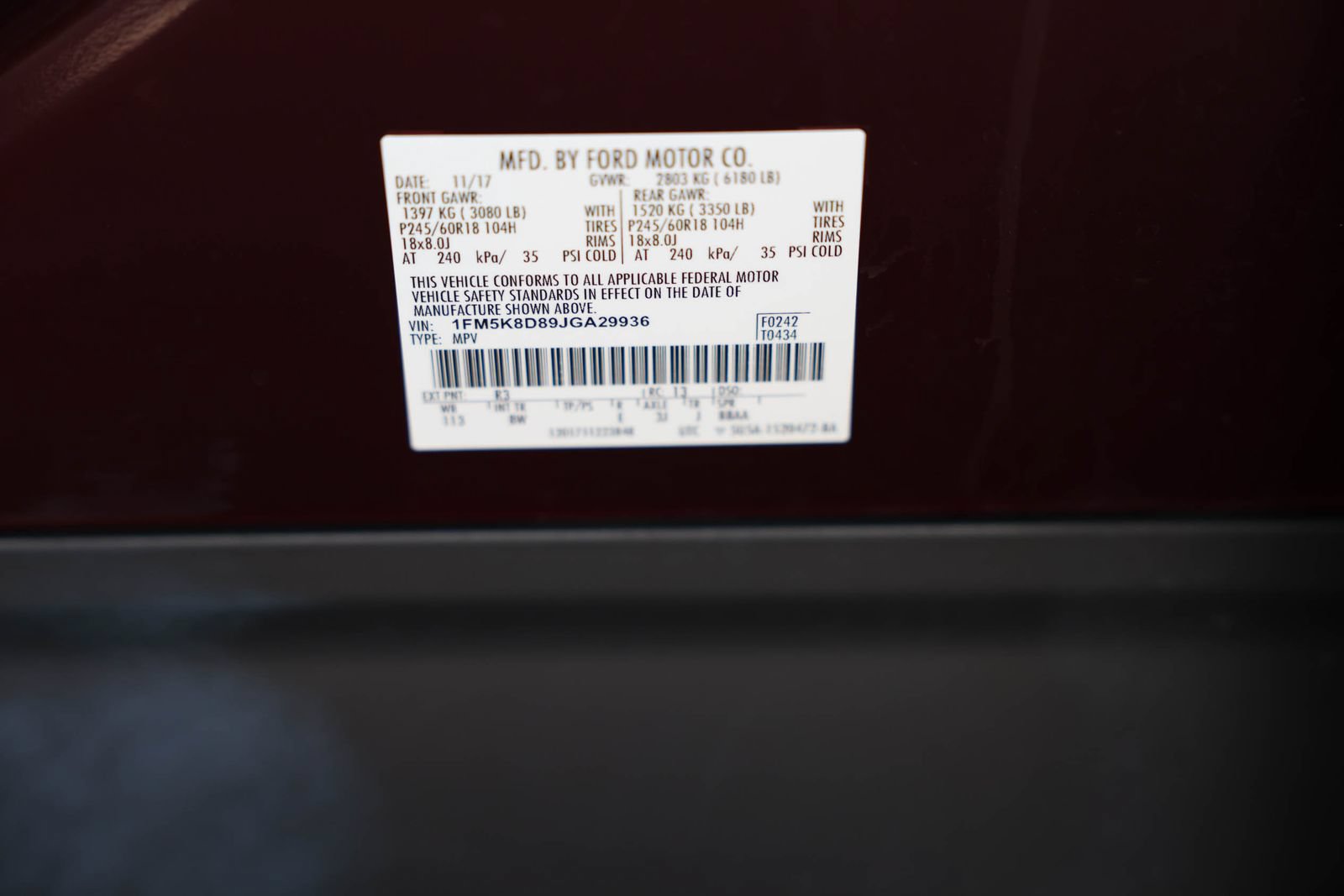 Certified 2018 Ford Explorer XLT AWD/4WD image 38