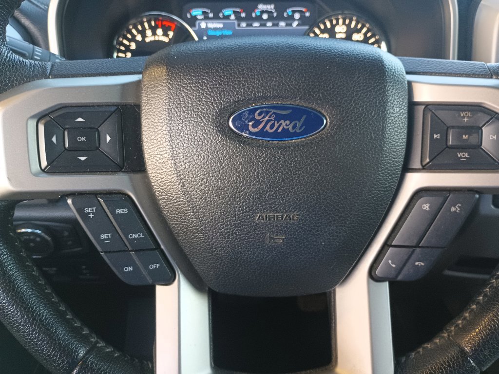 Certified 2016 Ford F150 Lariat image 20