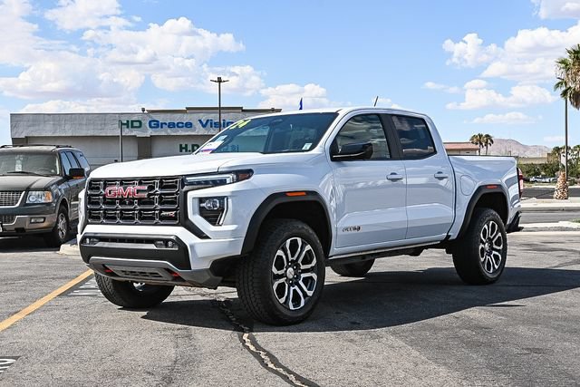 Used 2024 GMC Canyon AT4 w/ Technology Package AWD/4WD image 3