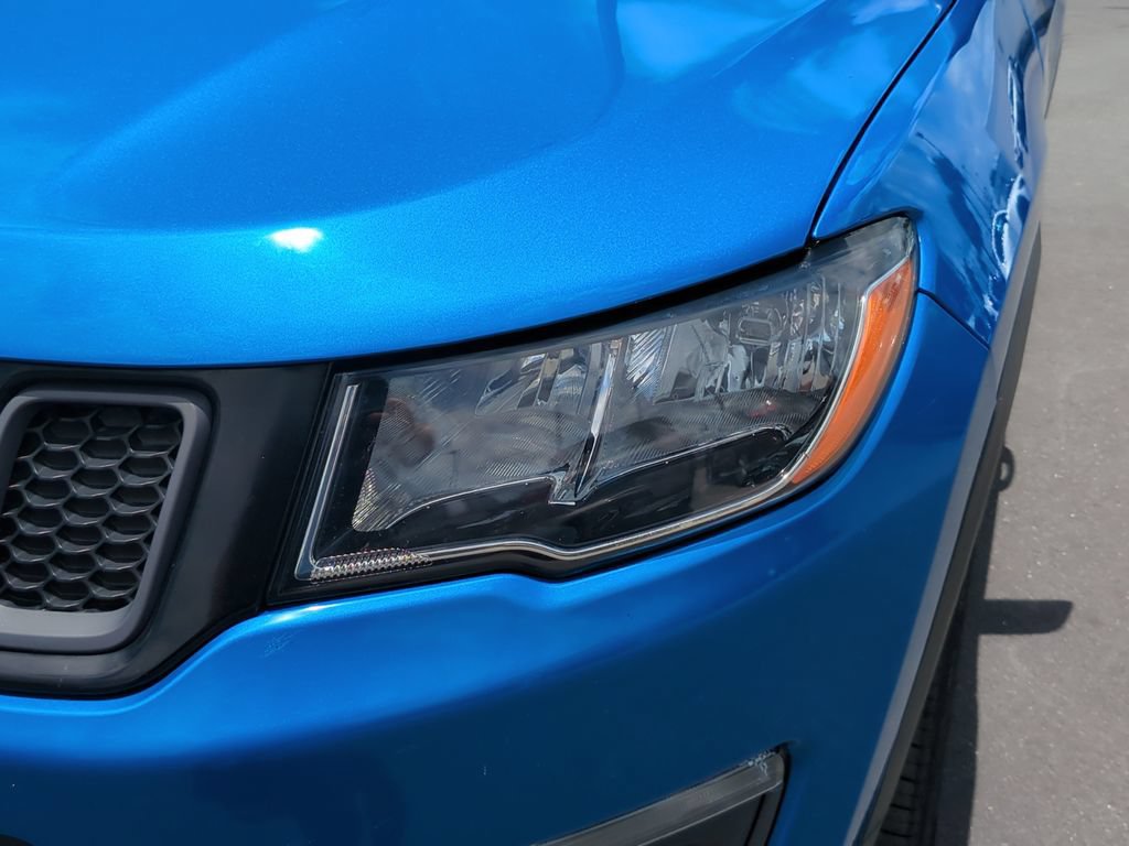Used 2021 Jeep Compass Latitude w/ Sun and Sound Group FWD image 11