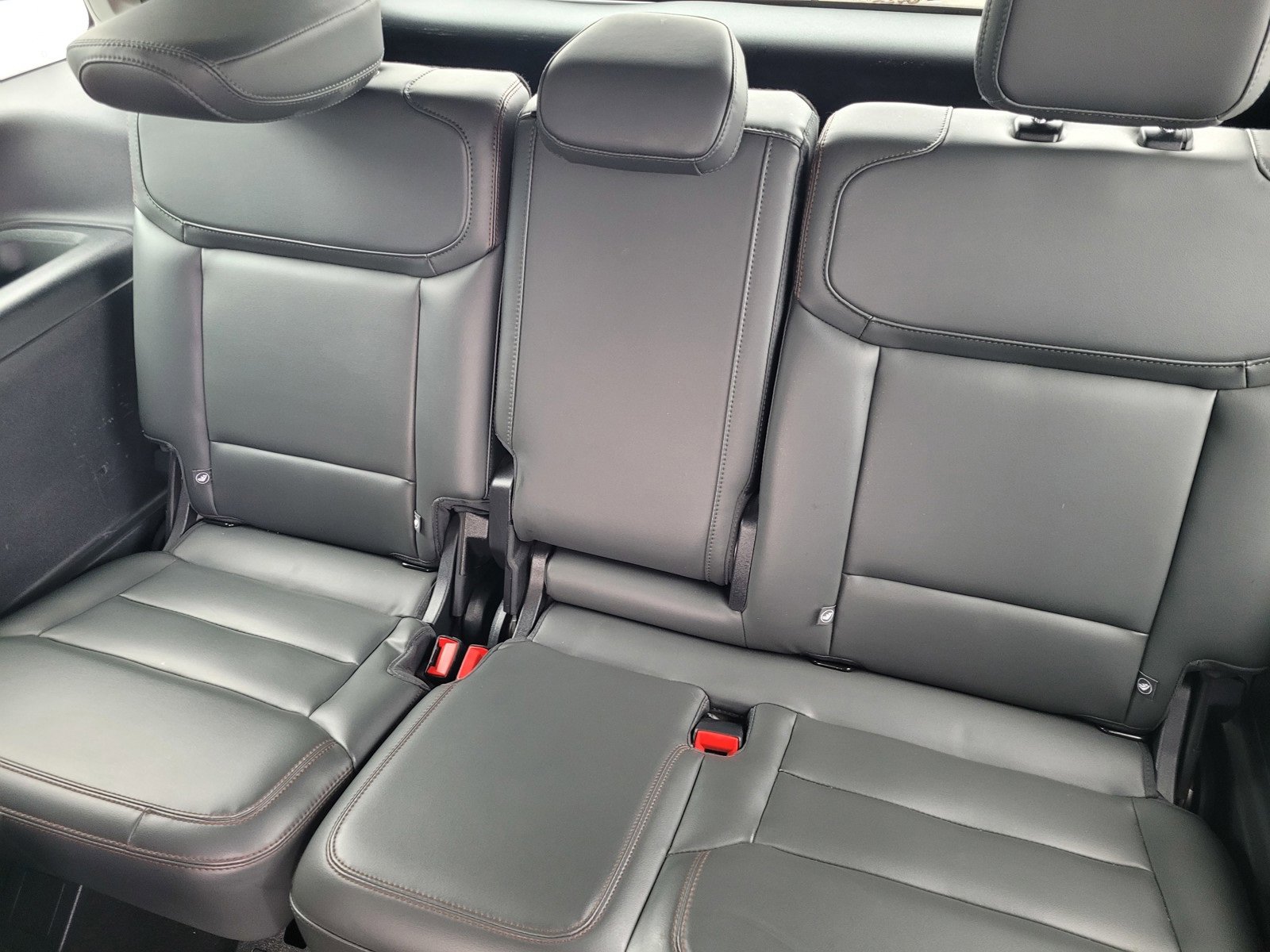 Certified 2025 Ford Expedition Active image 11