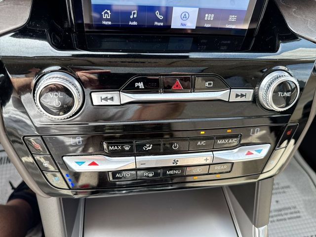 Certified 2021 Ford Explorer Platinum w/ Equipment Group 601A AWD/4WD image 19