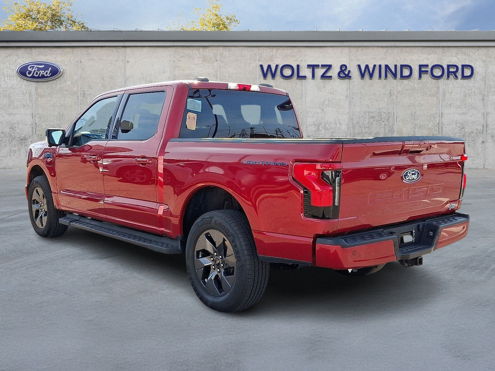 Certified 2025 Ford F150 Lightning Flash AWD/4WD image 4