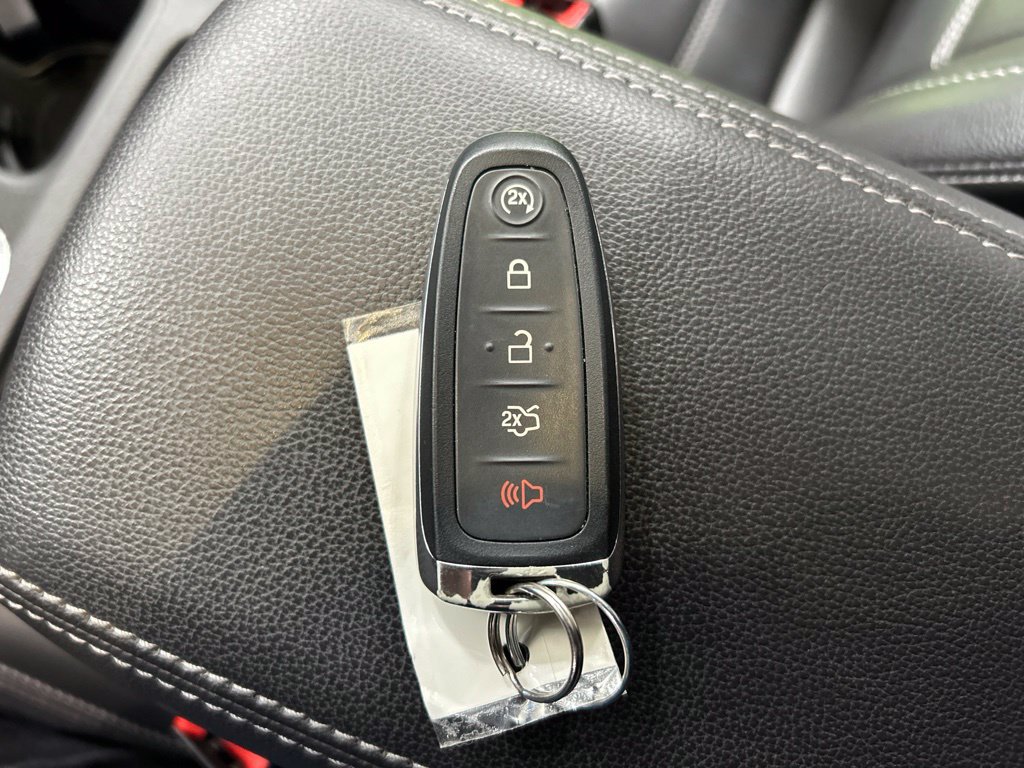 Certified 2018 Ford Escape Titanium AWD/4WD image 22