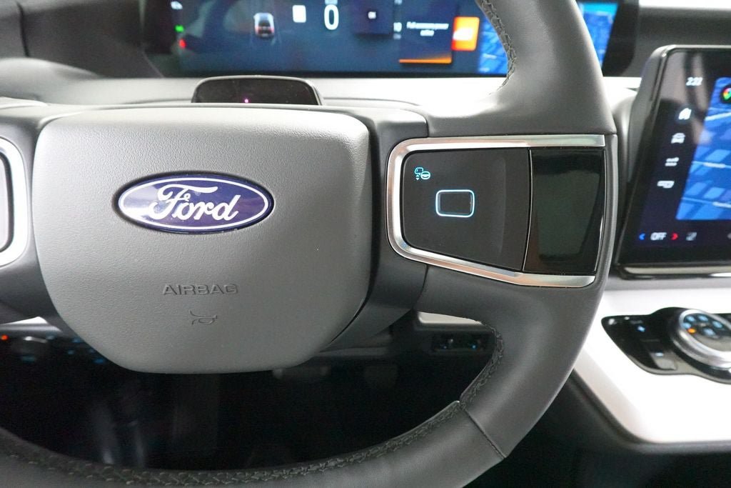Certified 2025 Ford Expedition Active AWD/4WD image 16