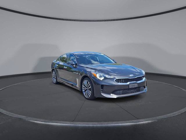Used 2019 Kia Stinger AWD/4WD image 2