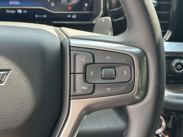 Used 2025 Chevrolet Silverado 1500 LT Trail Boss w/ Dark Appearance Package AWD/4WD image 27
