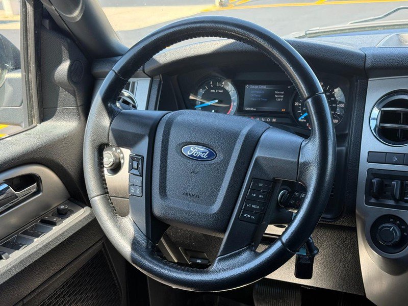 Certified 2017 Ford Expedition XLT AWD/4WD image 18