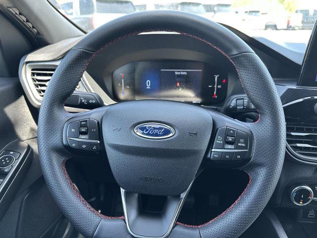 Certified 2025 Ford Escape ST-Line AWD/4WD image 23