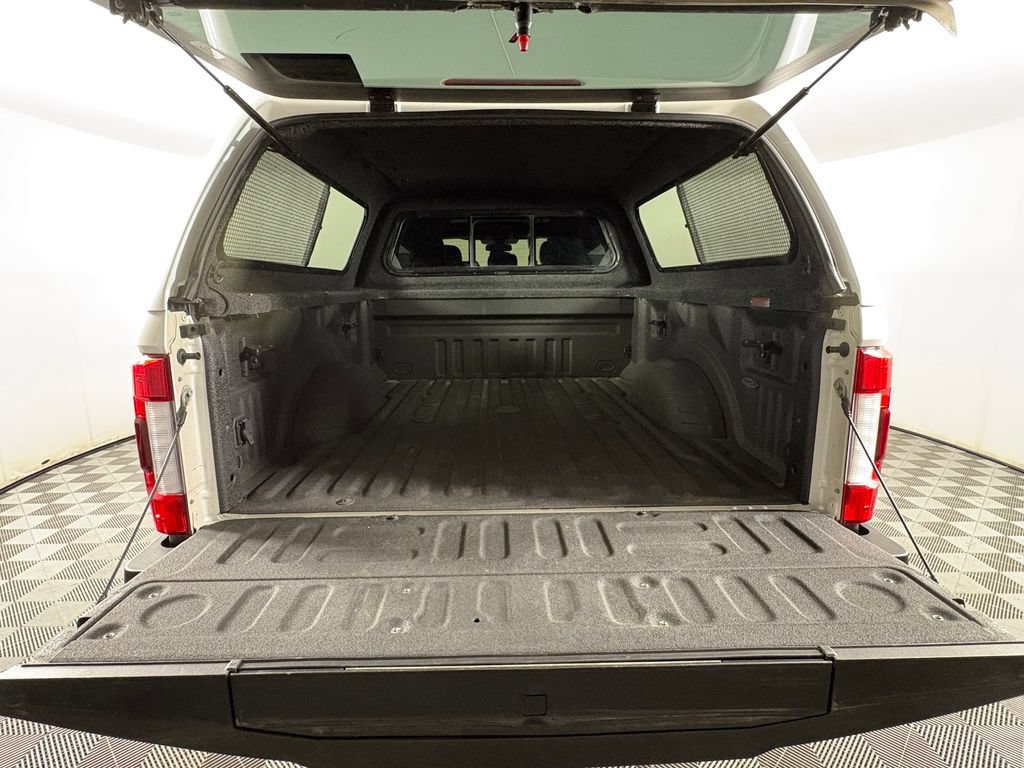 Certified 2019 Ford F250 Lariat w/ Lariat Ultimate Package AWD/4WD image 29