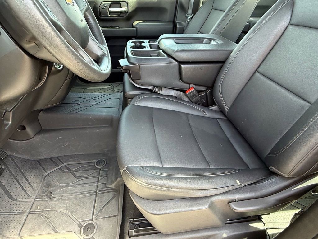 Used 2024 Chevrolet Silverado 2500 W/T image 15
