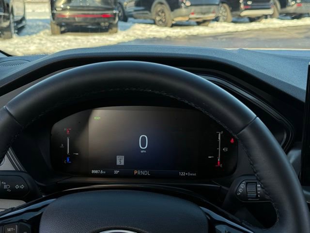 Certified 2025 Ford Escape SE image 9