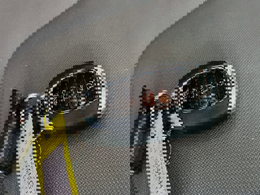 Used 2021 Hyundai Elantra Blue w/ Cargo Package image 24