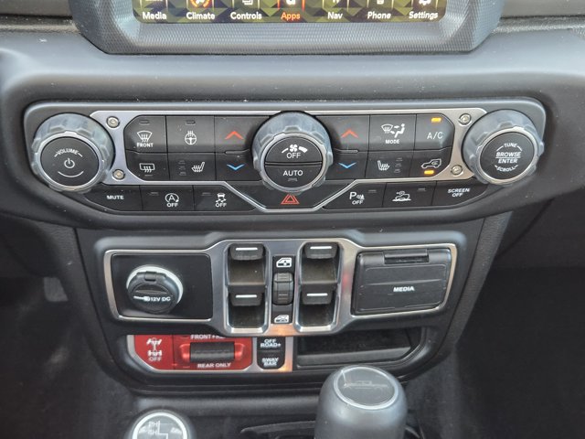Used 2020 Jeep Gladiator Rubicon w/ Dual Top Group AWD/4WD image 16