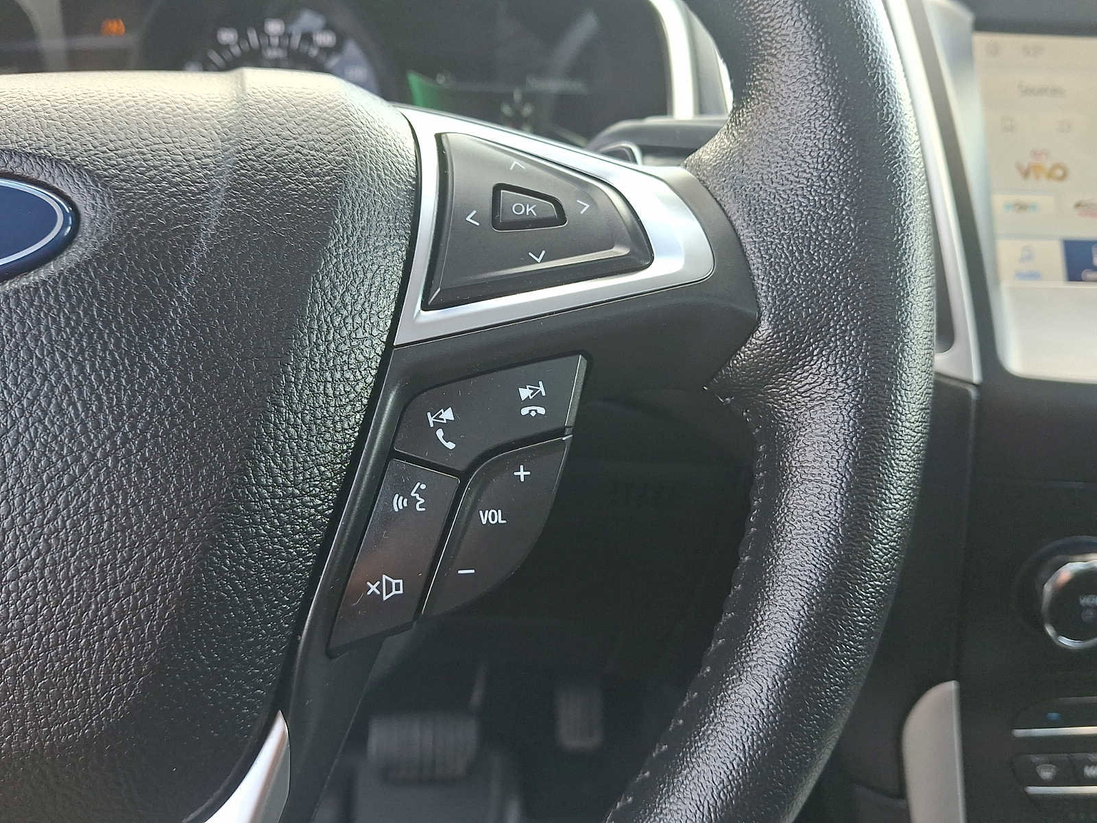 Certified 2020 Ford Edge SEL w/ Convenience Package AWD/4WD image 24